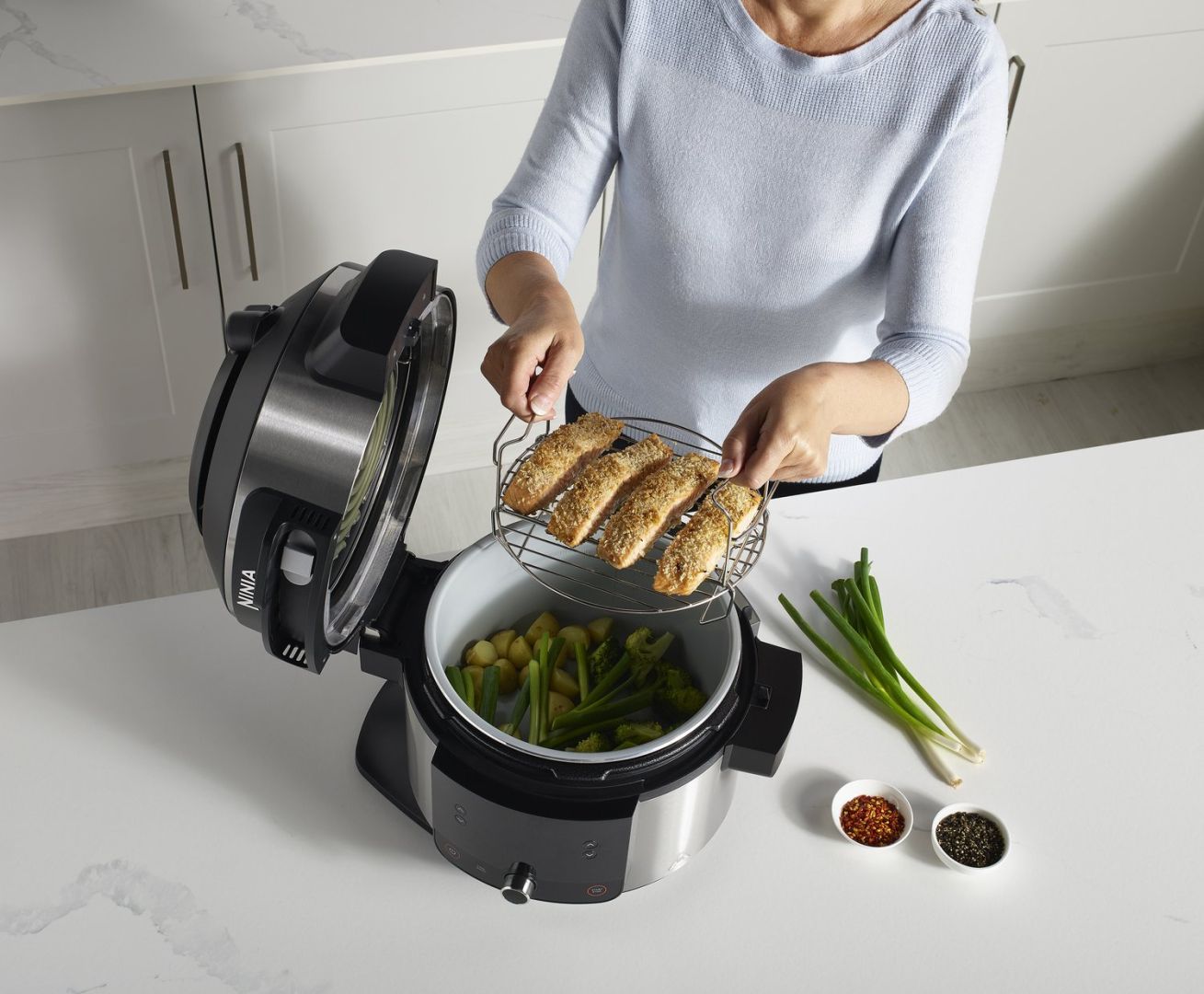 Multi boiler-Ninja Foodi Multi Cooker 1 Lid